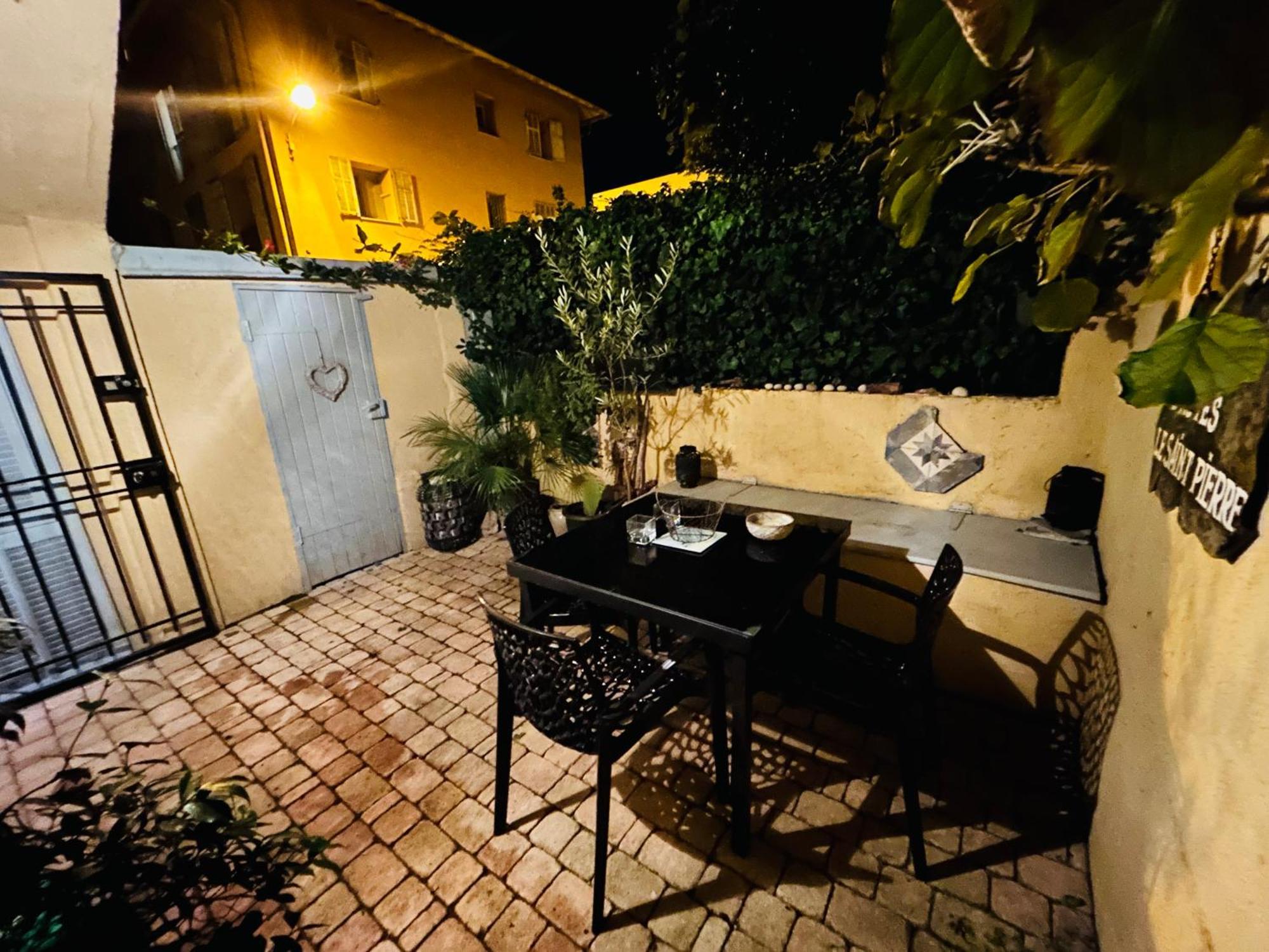 Appartement Charmante 3 Zimmer, Stadtwohnung