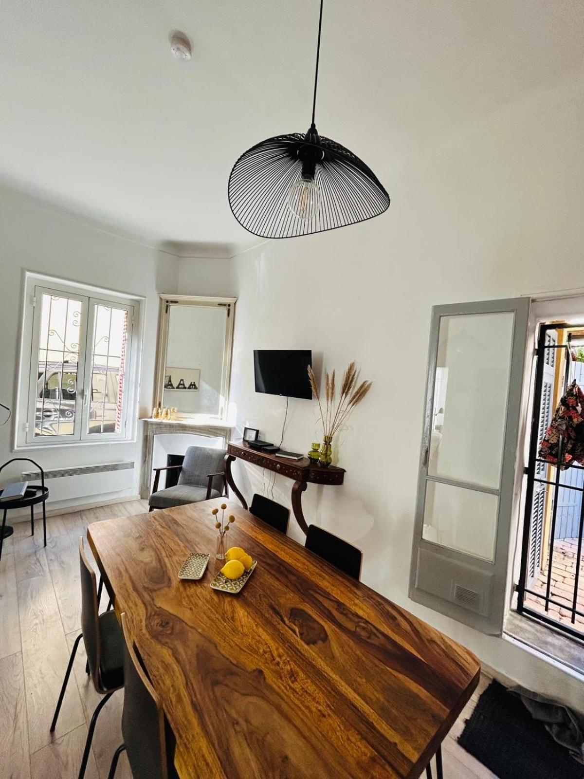 Charmante 3 Zimmer, Stadtwohnung Appartement Menton